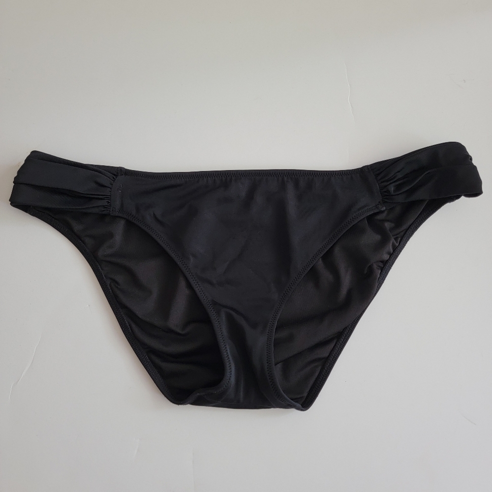 Victoria's Secret The Knockout Bikini Bottom Size Medium